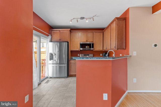13129 ENGLISHWOOD LN, Fairfax, VA 22033