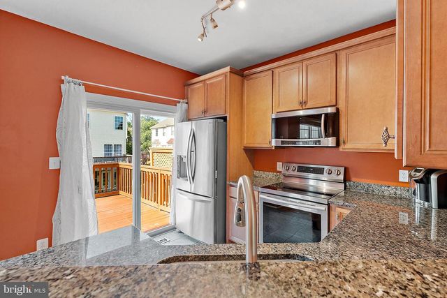 13129 ENGLISHWOOD LN, Fairfax, VA 22033