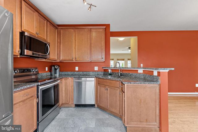 13129 ENGLISHWOOD LN, Fairfax, VA 22033