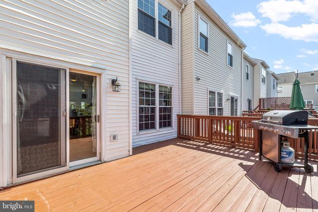13129 ENGLISHWOOD LN, Fairfax, VA 22033