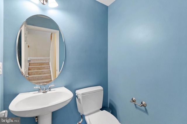 13129 ENGLISHWOOD LN, Fairfax, VA 22033