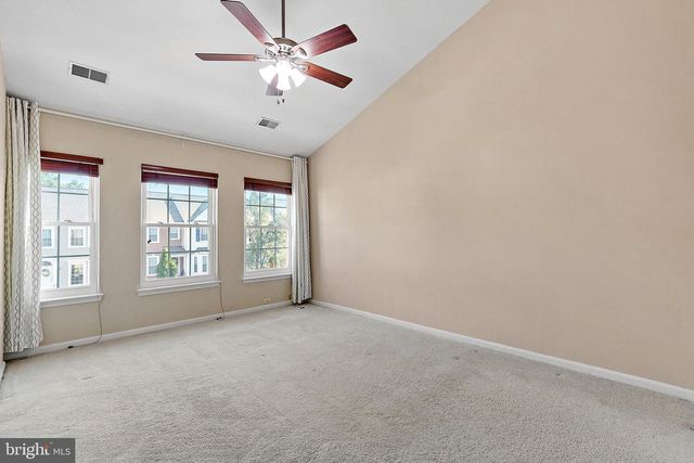 13129 ENGLISHWOOD LN, Fairfax, VA 22033