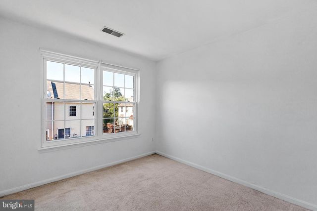 13129 ENGLISHWOOD LN, Fairfax, VA 22033