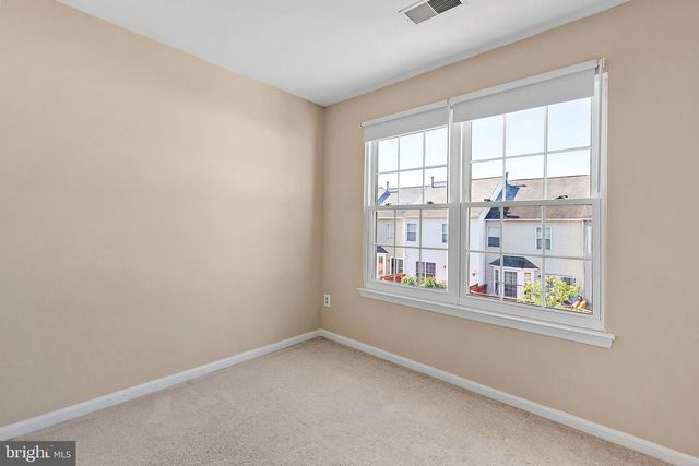 13129 ENGLISHWOOD LN, Fairfax, VA 22033