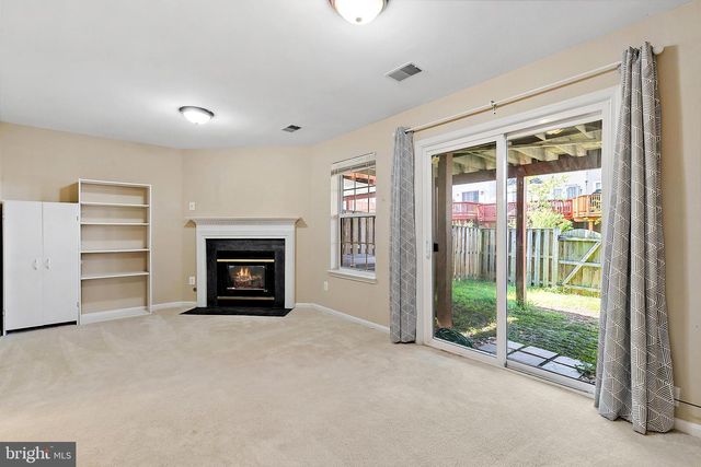 13129 ENGLISHWOOD LN, Fairfax, VA 22033