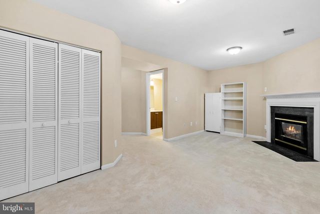 13129 ENGLISHWOOD LN, Fairfax, VA 22033