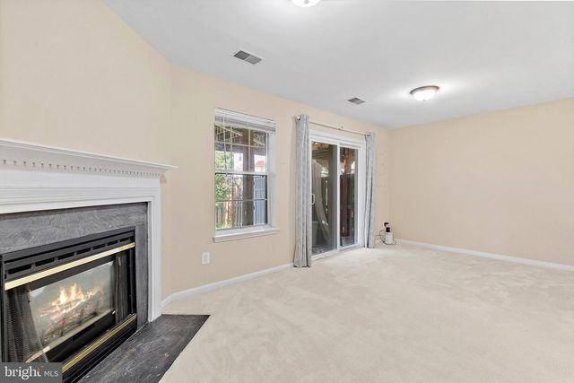 13129 ENGLISHWOOD LN, Fairfax, VA 22033