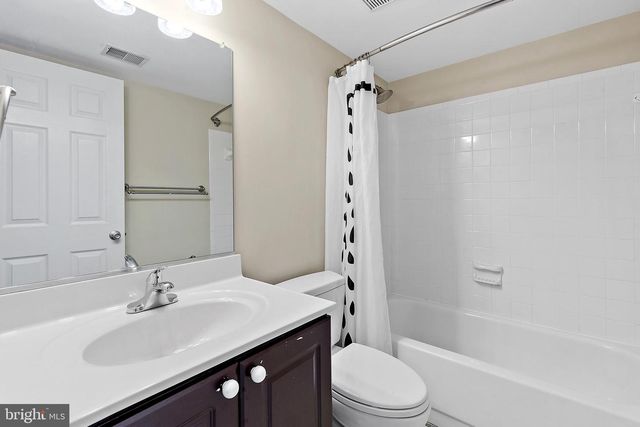 13129 ENGLISHWOOD LN, Fairfax, VA 22033