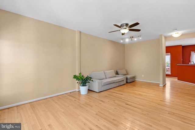 13129 ENGLISHWOOD LN, Fairfax, VA 22033