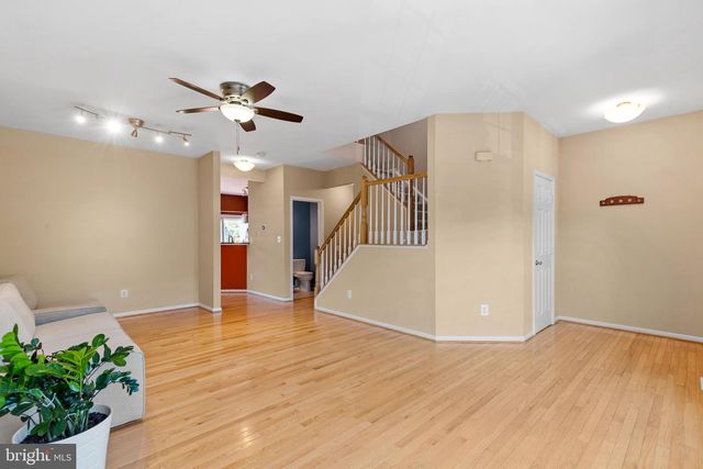 13129 ENGLISHWOOD LN, Fairfax, VA 22033