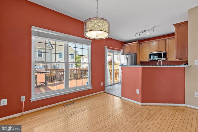 13129 ENGLISHWOOD LN, Fairfax, VA 22033
