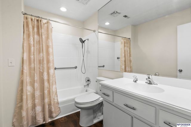 5117 S 126 Court, Omaha, NE 68137