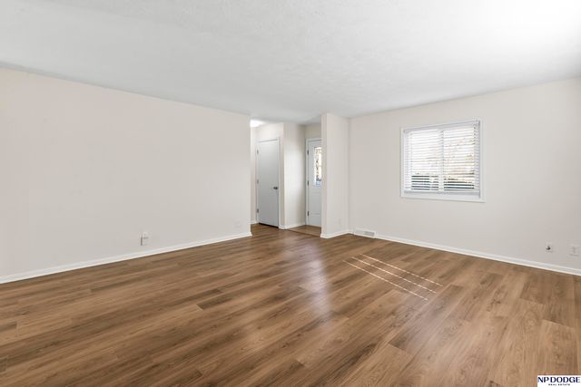 5117 S 126 Court, Omaha, NE 68137