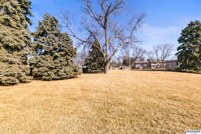 5117 S 126 Court, Omaha, NE 68137