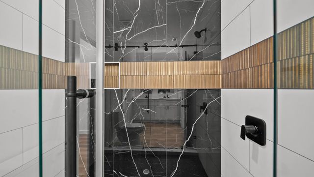 1504 W Blum Street B, Alvin, TX 77511