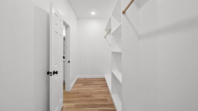 1504 W Blum Street B, Alvin, TX 77511