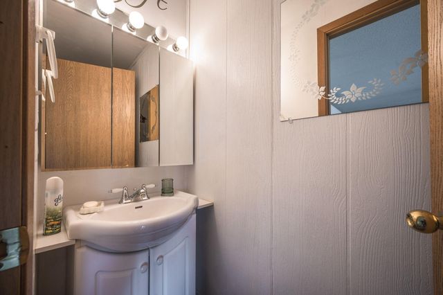 103 7th Street N, Swea City, IA 50590