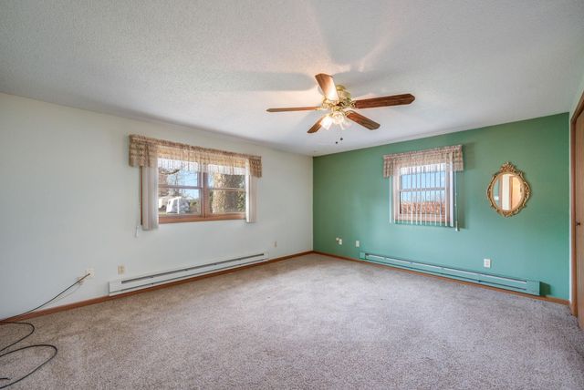 103 7th Street N, Swea City, IA 50590