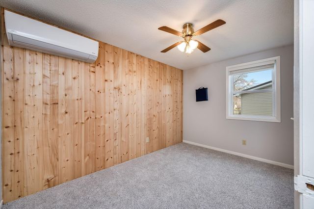 103 7th Street N, Swea City, IA 50590