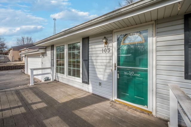 103 7th Street N, Swea City, IA 50590