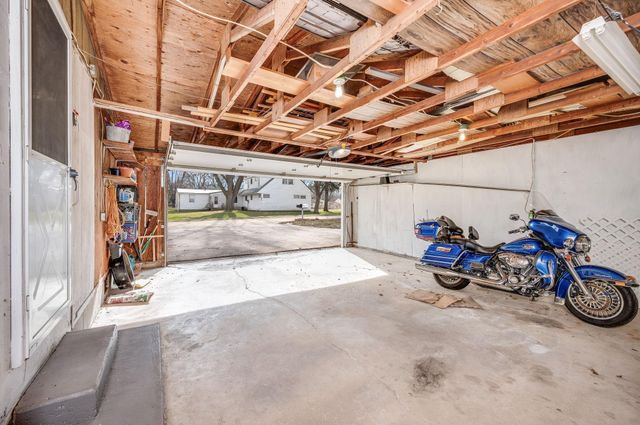 103 7th Street N, Swea City, IA 50590