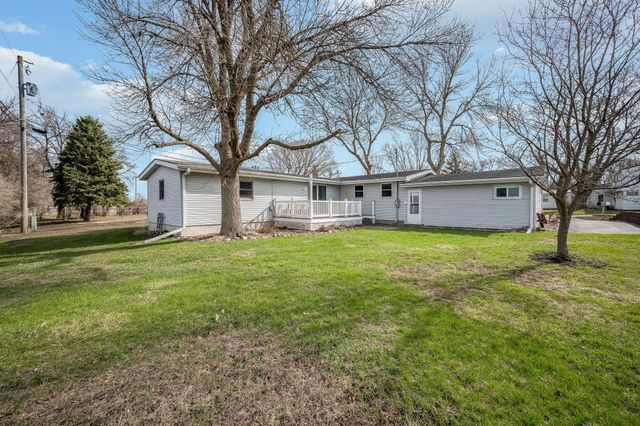 103 7th Street N, Swea City, IA 50590