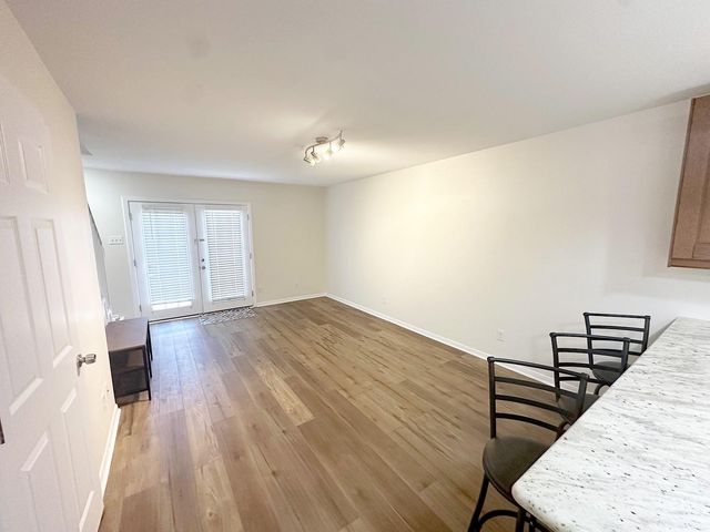 424 15th Street 104, Galveston, TX 77550
