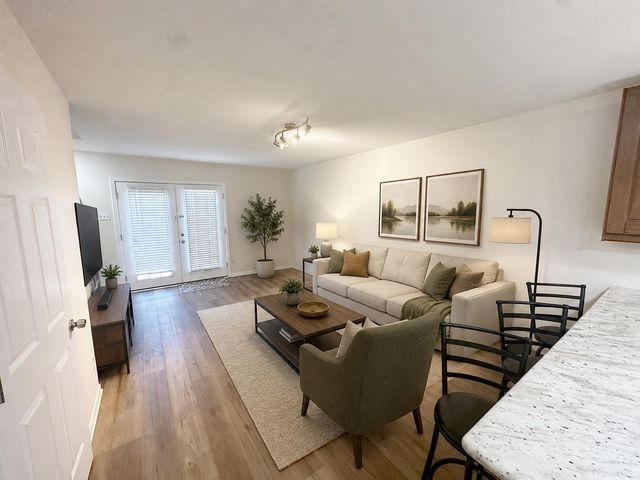 424 15th Street 104, Galveston, TX 77550