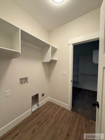 5513 Rock Hollow Lane, Idaho Falls, ID 83401