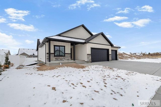5513 Rock Hollow Lane, Idaho Falls, ID 83401