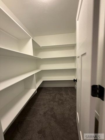 5513 Rock Hollow Lane, Idaho Falls, ID 83401