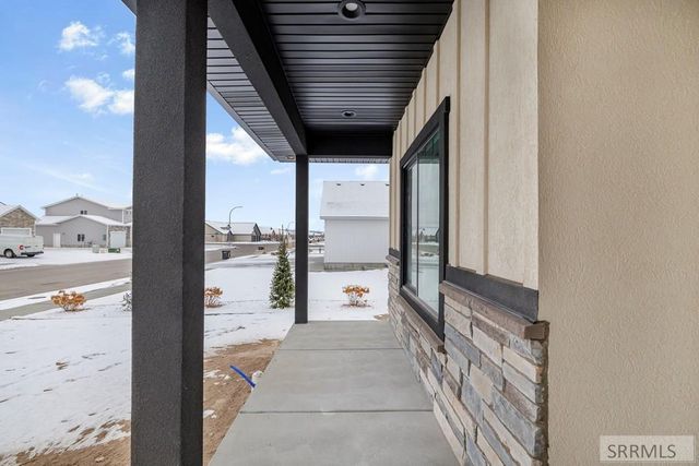 5513 Rock Hollow Lane, Idaho Falls, ID 83401