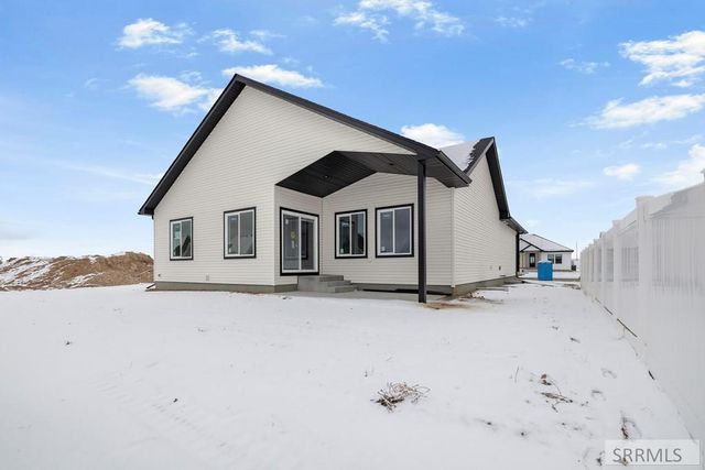 5513 Rock Hollow Lane, Idaho Falls, ID 83401