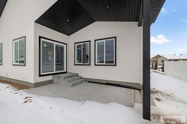 5513 Rock Hollow Lane, Idaho Falls, ID 83401