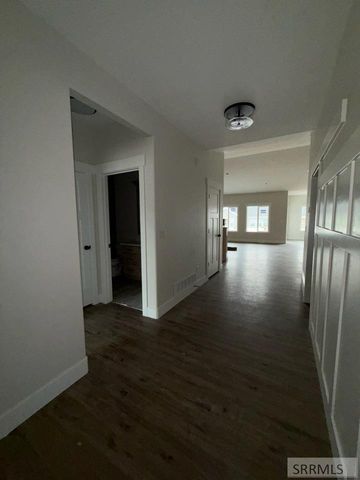 5513 Rock Hollow Lane, Idaho Falls, ID 83401