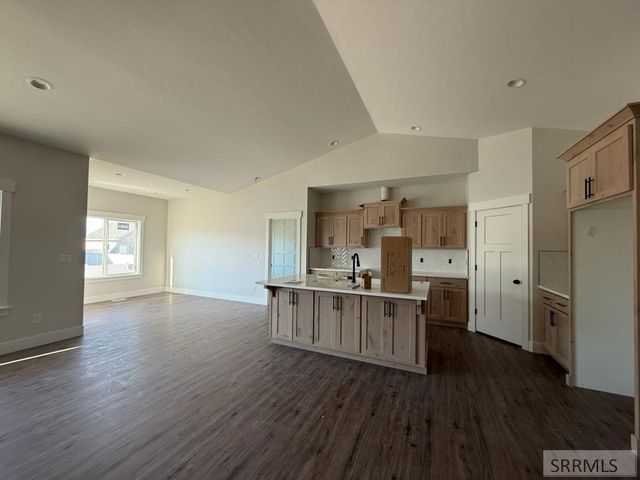 5513 Rock Hollow Lane, Idaho Falls, ID 83401