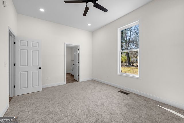 41 Wilcoxon Street, Newnan, GA 30263