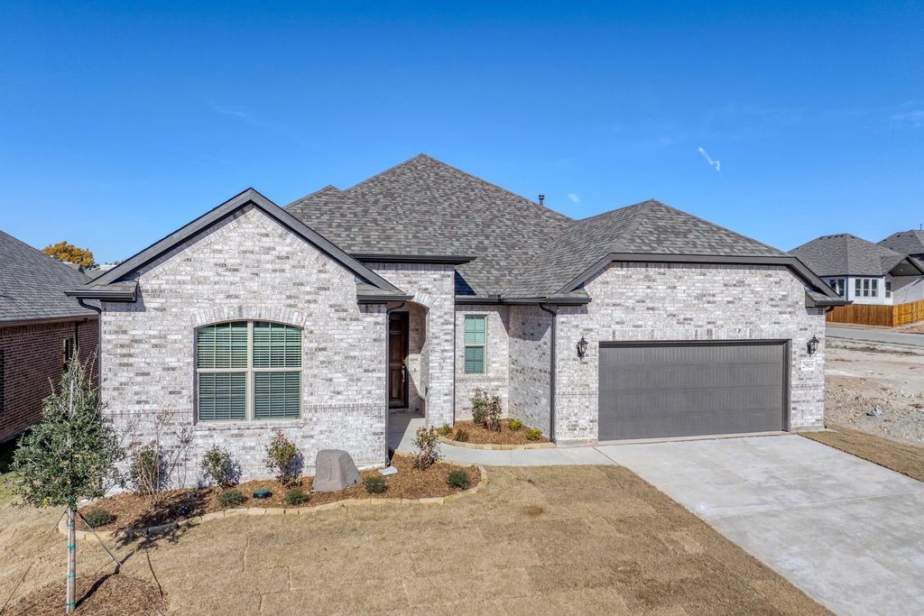 250 Jasper Lane, Van Alstyne, TX 75495