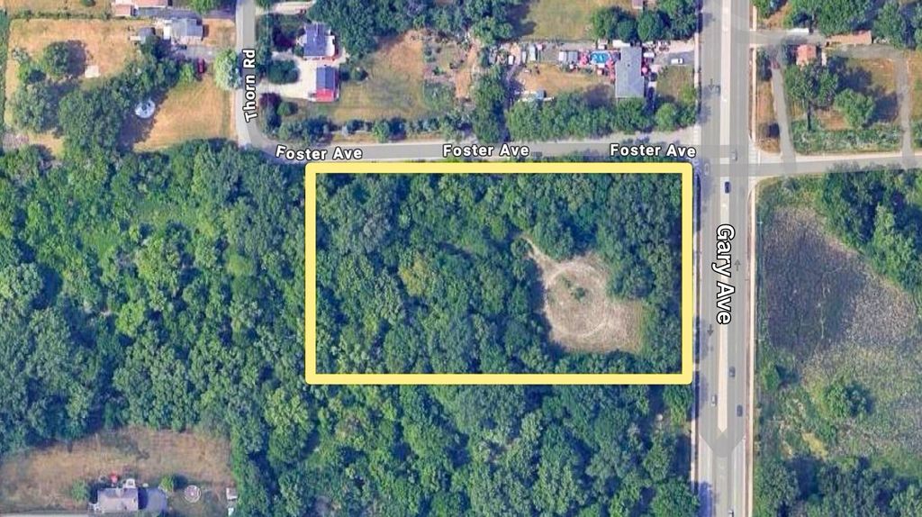 Lot Foster Avenue, Roselle, IL 60172