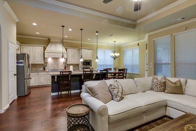 6904 Helena Way, Mckinney, TX 75070