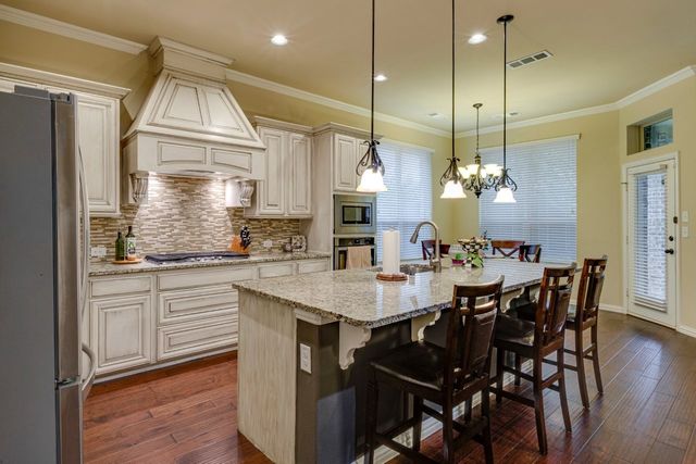 6904 Helena Way, Mckinney, TX 75070