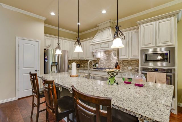 6904 Helena Way, Mckinney, TX 75070