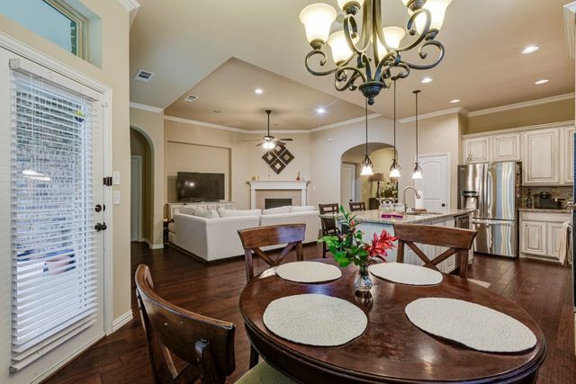 6904 Helena Way, Mckinney, TX 75070