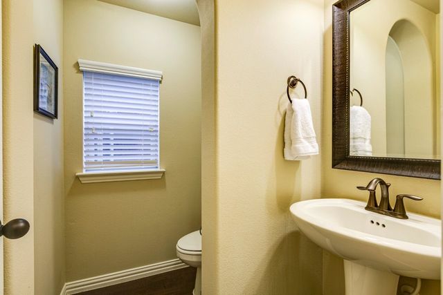 6904 Helena Way, Mckinney, TX 75070