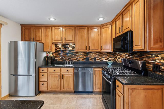18475 Jamaica Path, Lakeville, MN 55044