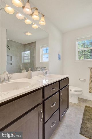 135 RED MAPLE DR, Etters, PA 17319