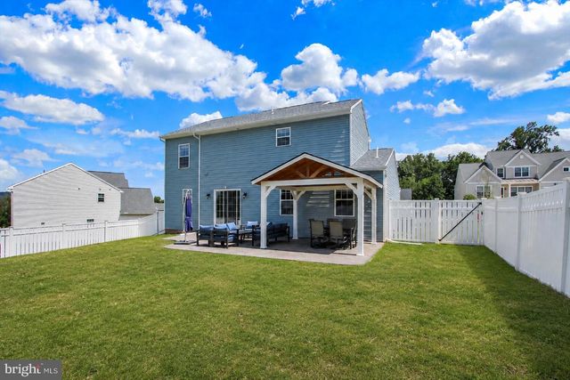 135 RED MAPLE DR, Etters, PA 17319