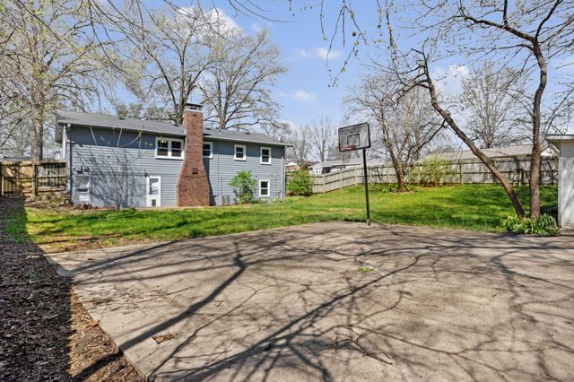 2508 CALICO LN, Columbia, MO 65202