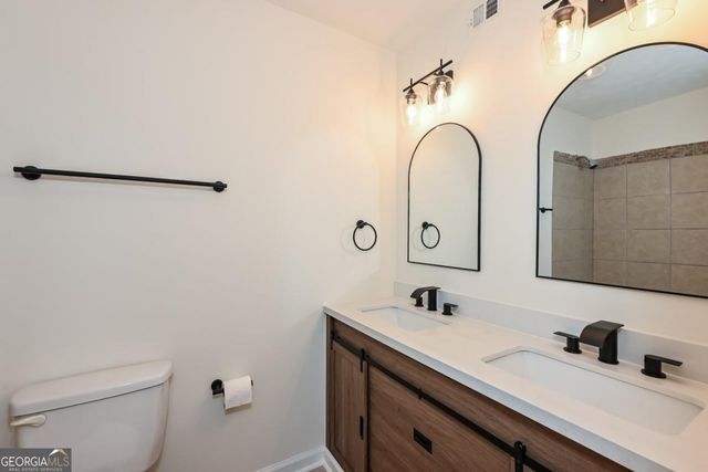 201 LENOX Way 201, Atlanta, GA 30324