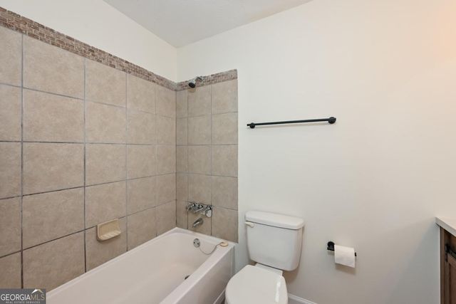 201 LENOX Way 201, Atlanta, GA 30324